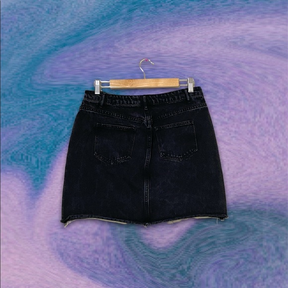 ♥︎ Missguided Black Jean Skirt ♥︎ - Picture 2 of 4